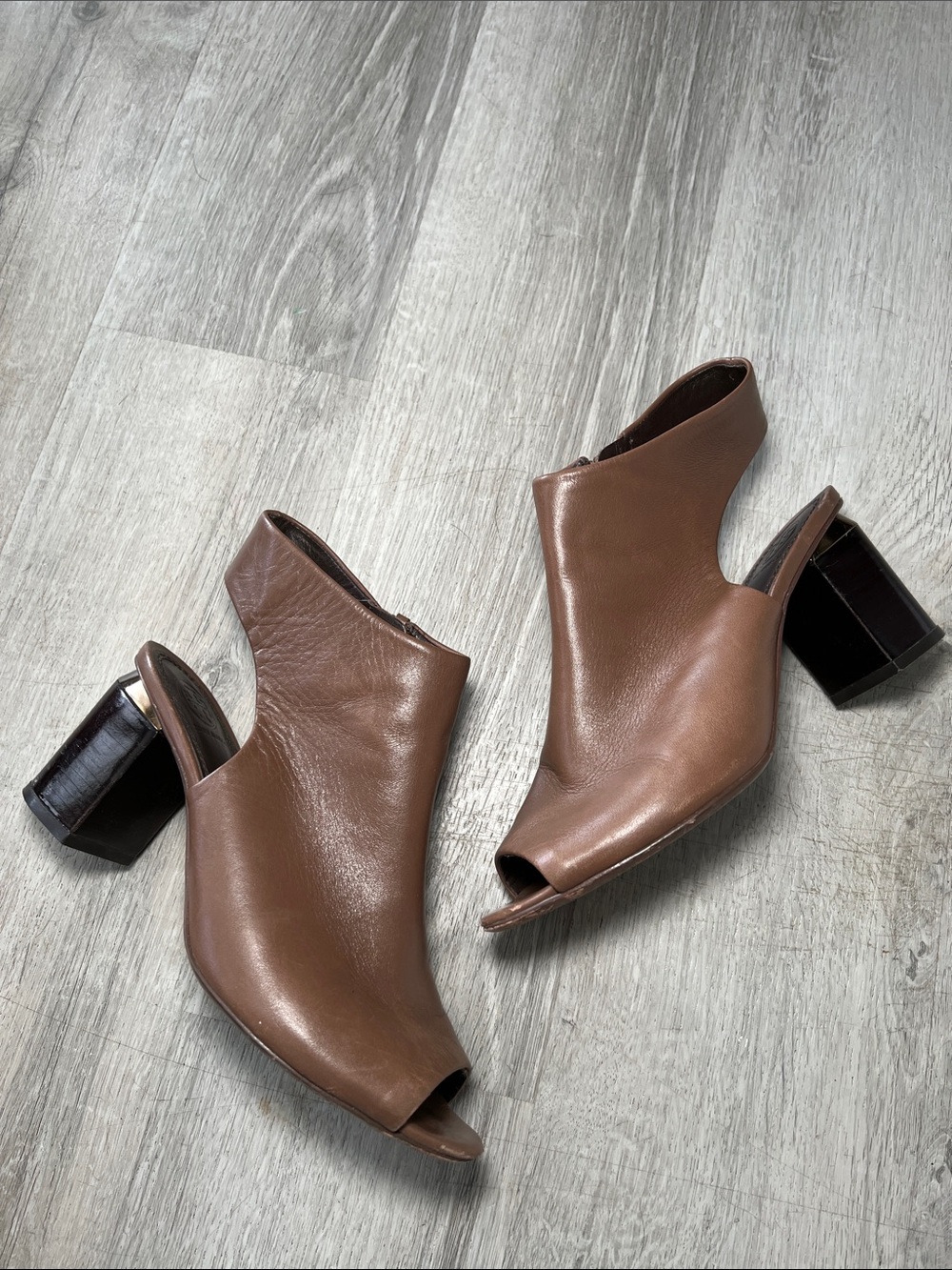 Tory Burch Leather Slingback Peep Toe Heels